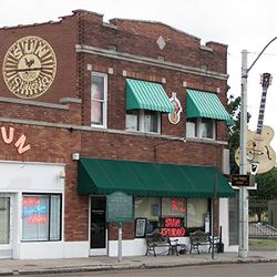 Untold Tales of Historic Trails (Cosmos)