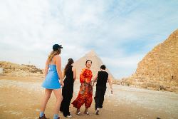 Ancient Wonders: Rome Athens Cairo (Contiki)