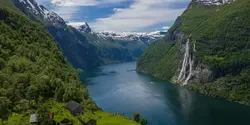 Signature: Norway's Fjords & Mountain Vistas (G Adventures)