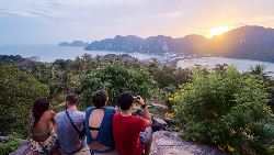 South Thailand: Tropics & Tuk Tuks (Topdeck)