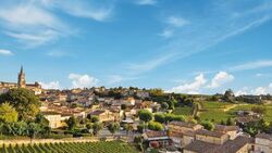 The exceptional region of Bordeaux (port-to-port cruise) (CroisiEurope)