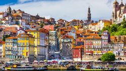 Porto and the Douro Valley (port-to-port cruise) (CroisiEurope)