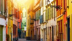 From the Canals of Venice to Renaissance-infused Mantua & Milan and Lake Como Extended Stay (port-to-port cruise) (CroisiEurope)