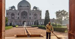 Delhi to Kathmandu (Explore!)