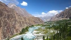 Picture:Karakorum Highway & Chitral Valley