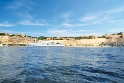 The Best of the Mediterranean (port-to-port cruise): (Croisi Mer)