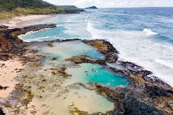 Oz East Coast Adventure (INTRO Travel)