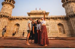 INDIA EXPERIENCE (INTRO Travel)
