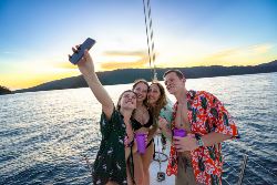 Oz East Coast Adventure (INTRO Travel)