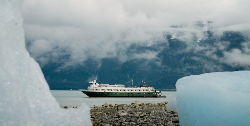 Glacier Bay Adventure Cruise with 2 Days in Glacier Bay (UnCruise)