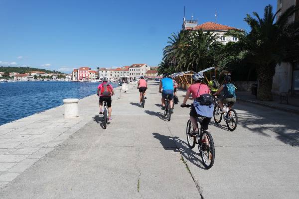 Cycling Croatia's Dalmatian Coast (Exodus)