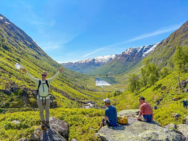 Walking the Fjords (Exodus)