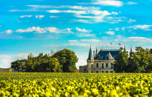 Cycling The Grand Crus of Bordeaux (Exodus)