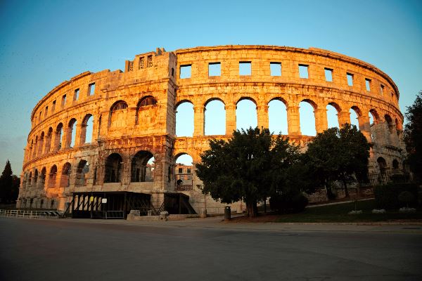 Coastal Croatia: Porec to Pula Cycling (Exodus)