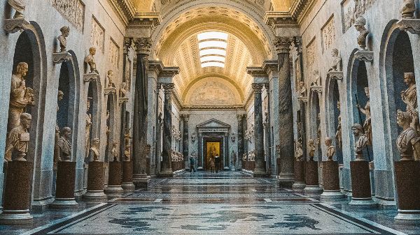 Shrines of Italy (Collette)