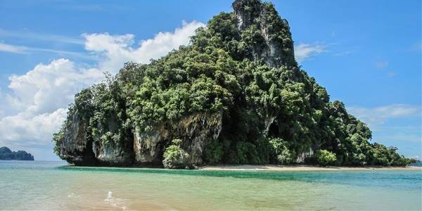 Thailand Island Hopping – West Coast (G Adventures)