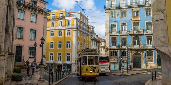 Highlights of Portugal (G Adventures)