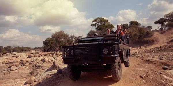 Journeys: Explore Kruger & Victoria Falls (G Adventures)