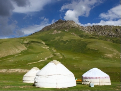 Groepsreis Kirgizië; Bergmeren, adelaars en nomaden (Shoestring)