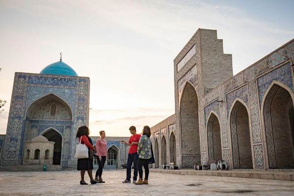 Uzbekistan & Turkmenistan Adventure (Intrepid)