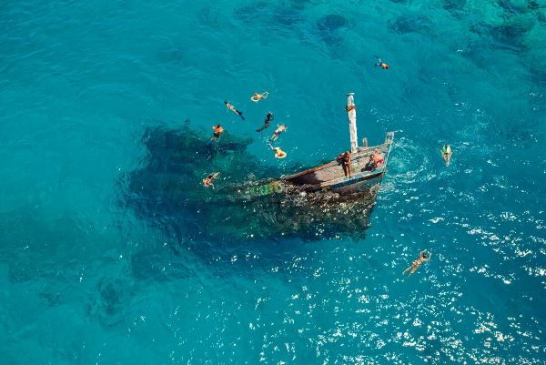 Sail Maldives (Intrepid)
