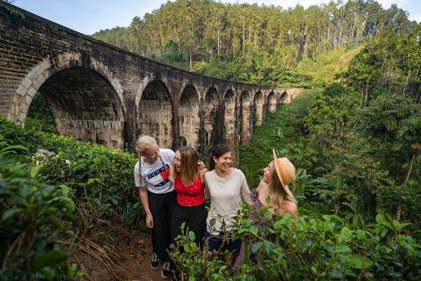Essential Sri Lanka (Intrepid)
