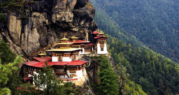 Bhutan Breakaway (On The Go Tours)