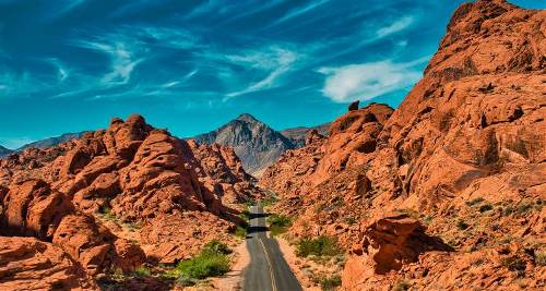 LA to Monument Valley & Vegas (On The Go)