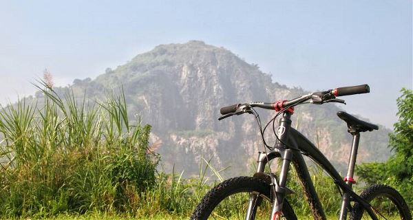 Cycling Cambodia (On The Go)