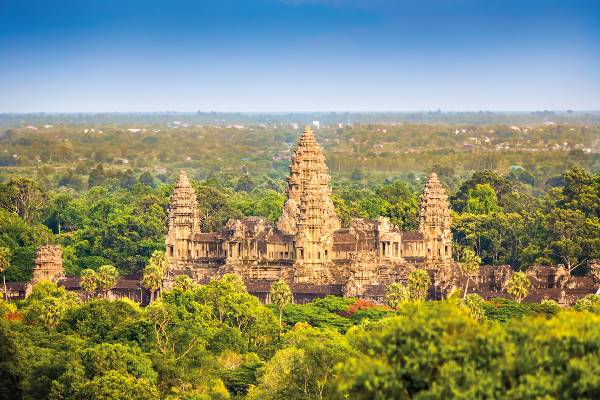 Cambodia & Vietnam in Style (Insight Vacations Luxury Gold)