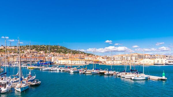 Charming Provence : a barge cruise in Southern France (port-to-port cruise) (CroisiEurope)