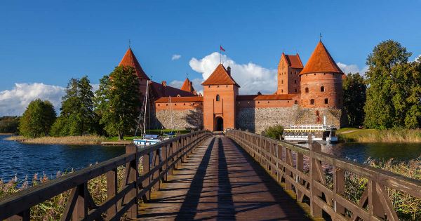 Historic Baltic Republics (Explore!)