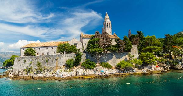 Family Dubrovnik and Croatian Islands Adventure (Explore!)