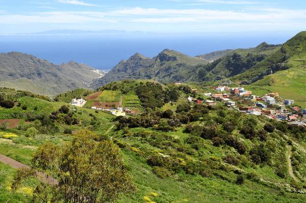 Bunter Jahreswechsel in La Laguna (Wikinger)