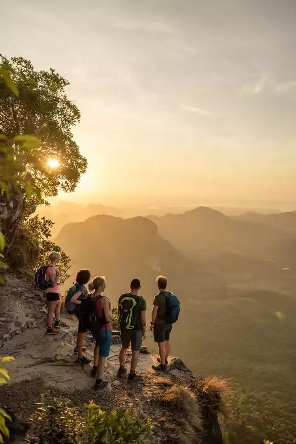Vom Goldenen Dreieck zur Inselwelt des Südens (Wikinger)