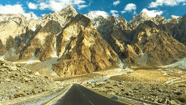 Karakorum Highlights (Encounters Travel)