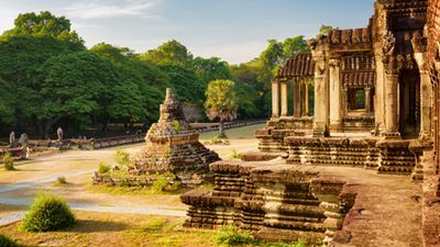 From the Angkor Temples to the Mekong Delta (port-to-port cruise) (Croisi Voyages)