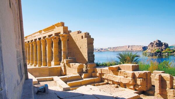 Cruise on the Nile: The Land of the Pharaohs (port-to-port cruise) (Croisi Voyages)