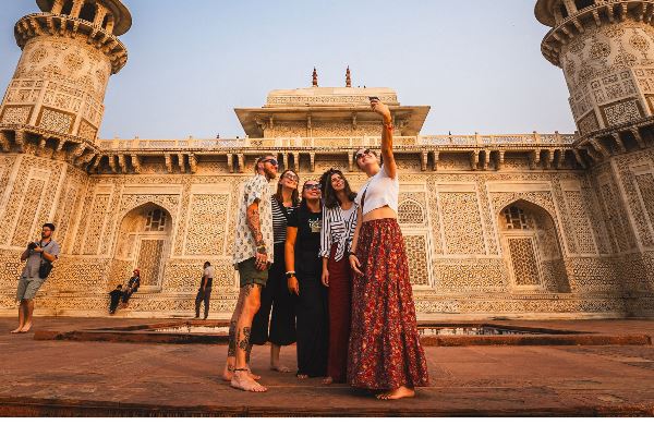 INDIA EXPERIENCE (INTRO Travel)