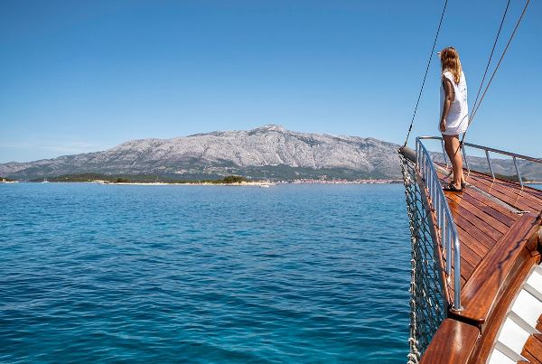 Croatia Sail Adventure (INTRO Travel)
