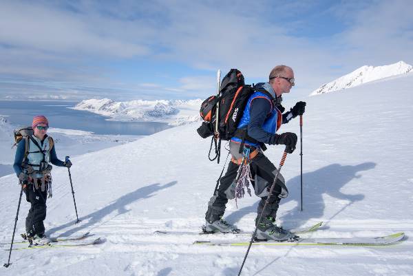 Alpine Peaks of Spitsbergen, Ski & Sail 2