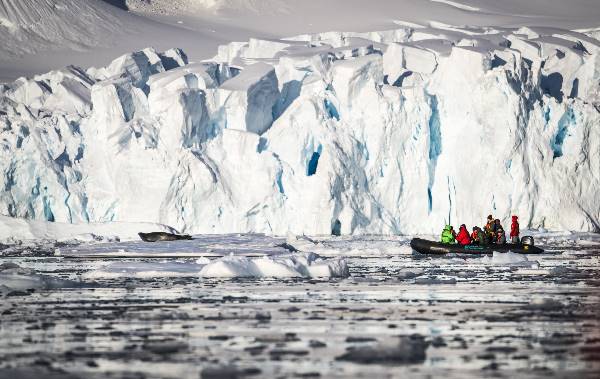 Antarctica - Discovery and learning voyage + navigational workshop (Oceanwide)