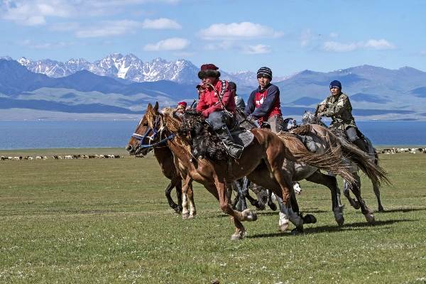 Kirgistan: Zu Gast im Land der Reiternomaden (Diamir)