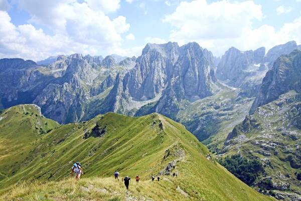 Albanien • Montenegro: Peaks of Balkan - Bergwandern vom Feinsten mit Besteigung des Trekufiri (2366 m) (Diamir)