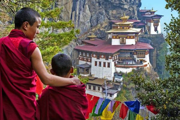 Bhutan • Indien: Auf den Spuren des Donnerdrachen (Diamir)