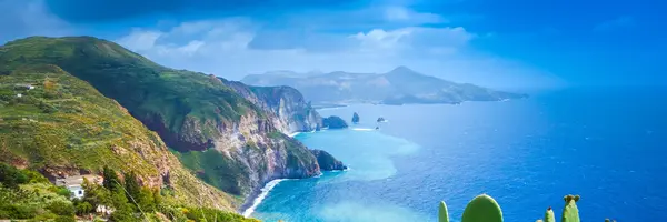 Sicily, Malta & Aeolian Islands (Albatross Tours)