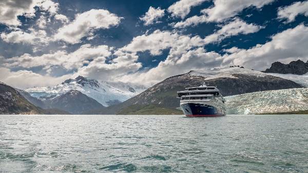Cruising Fjords of Tierra Del Fuego (Indus)