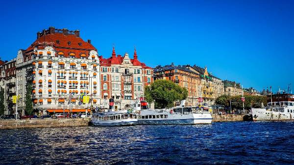 Essential Scandinavia and Helsinki (Indus)