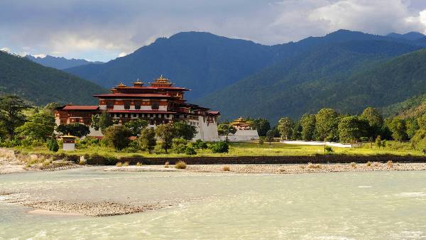 Glimpse of Bhutan (Indus)