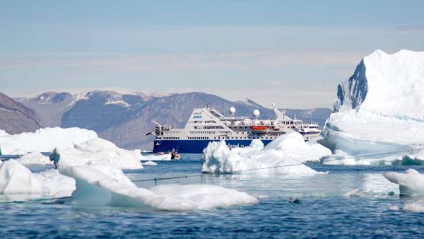 Discover Iceland By Cruise (Indus)